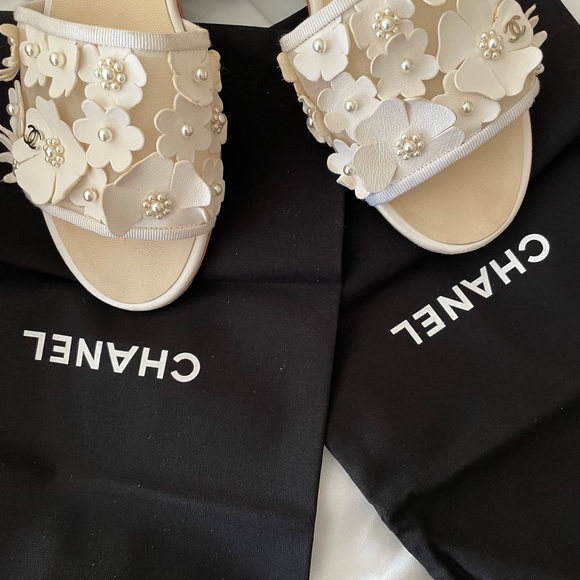Shoes - Chanel pearl sandal size 381/2